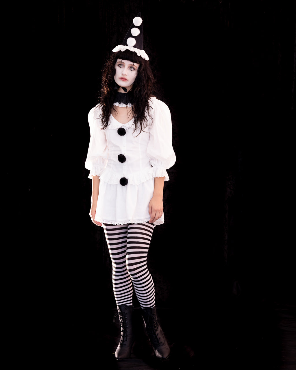 Pierrot clown costume
