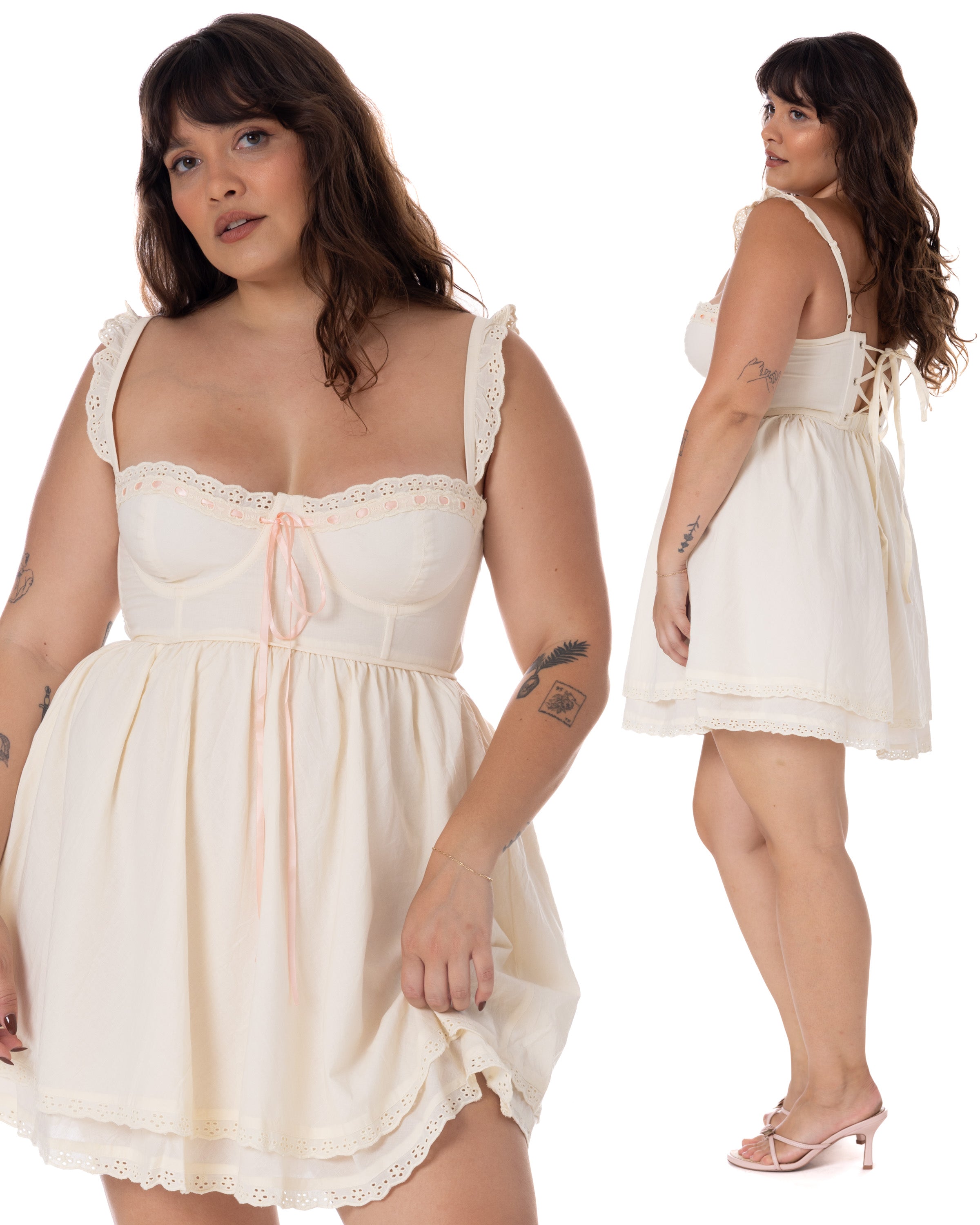 *Cassidy is wearing a size XL and is 5'3" tall, with a 40" bust, 37" waist, and 46" hips.*
