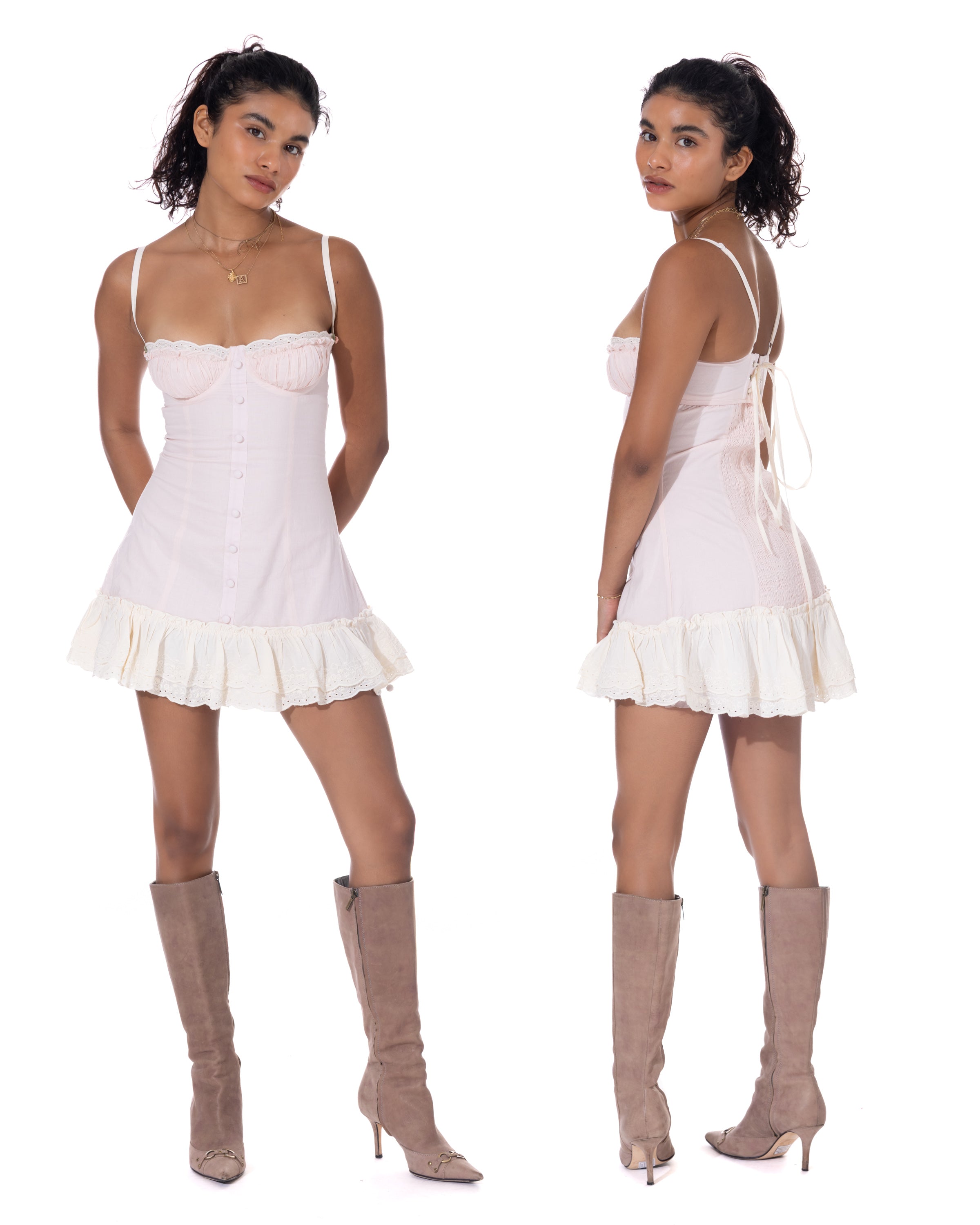 *Ava is wearing size S and is 5'3.5" tall, with a 30.5" bust, 24.5" waist, and 34.5" hips.*